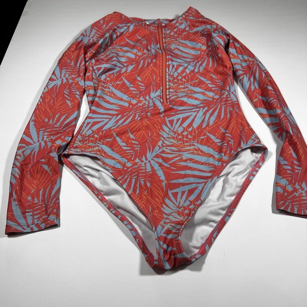 One Piece Long Sleeve Swimsuit With Half Zip Closure The Salt Life Tropic Palm - Picture 7 of 8